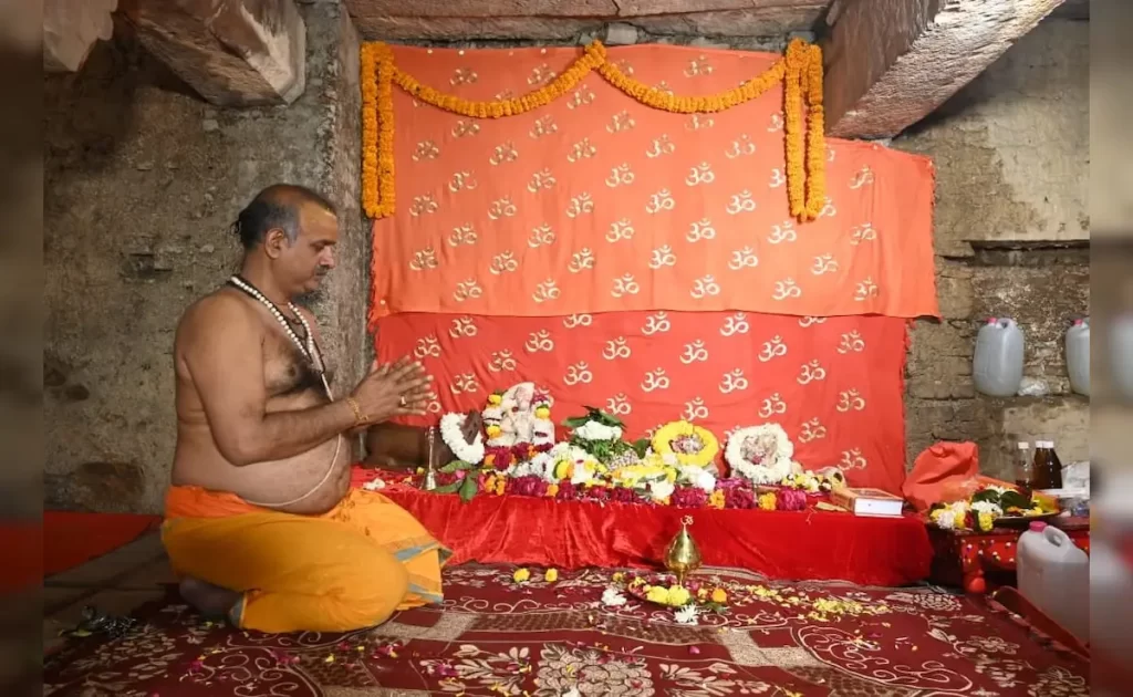 Gyanvapi Worship Rights Restored in Vyas Ji's Basement